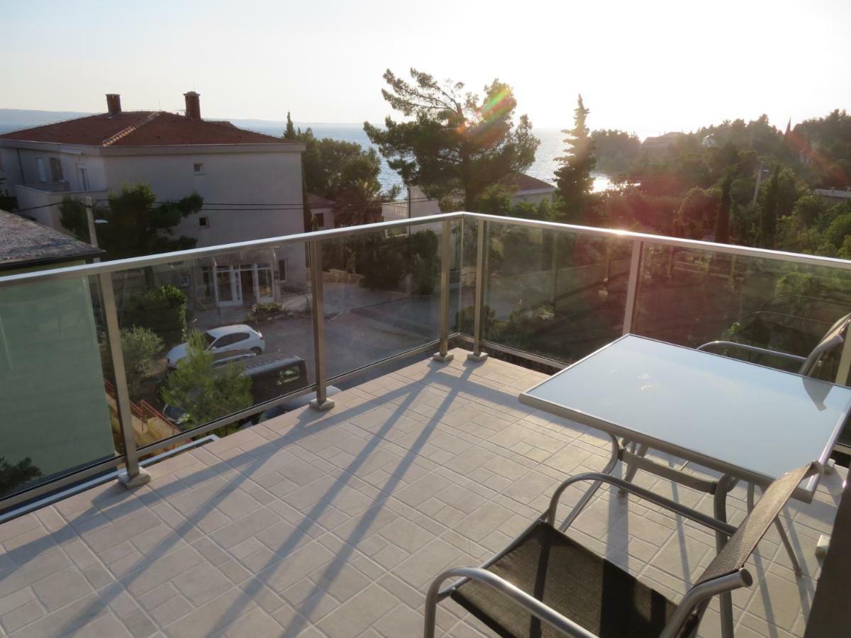 Vila Velvet Hotel Starigrad Paklenica Exterior photo