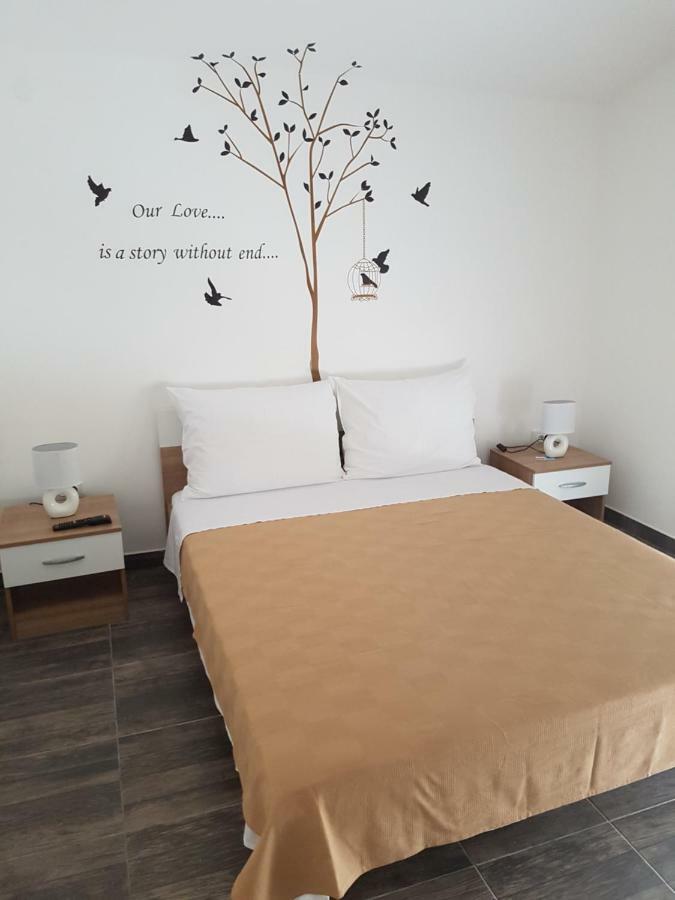 Vila Velvet Hotel Starigrad Paklenica Exterior photo